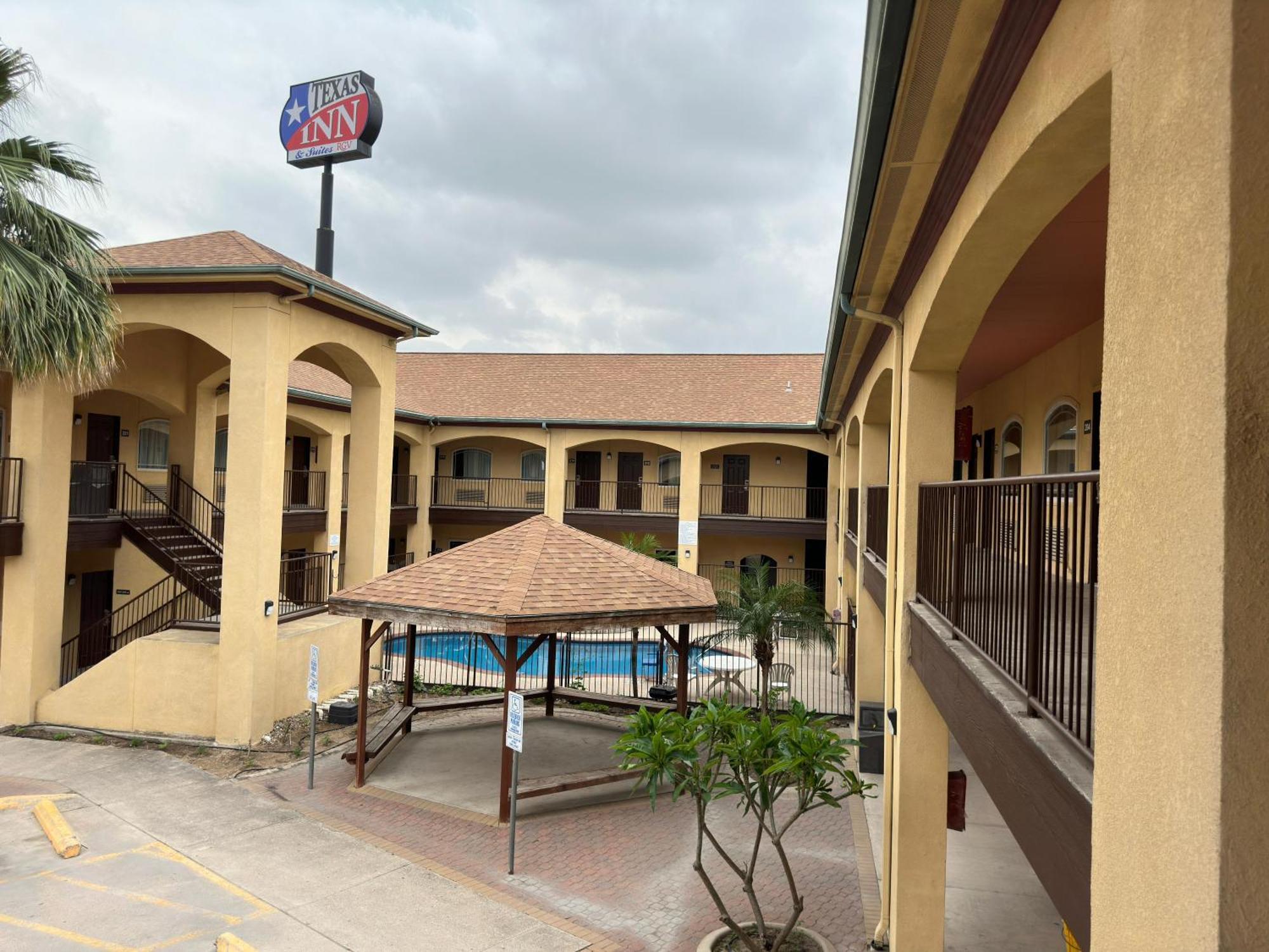 Texas Inn And Suites Rgv Edinburg Buitenkant foto